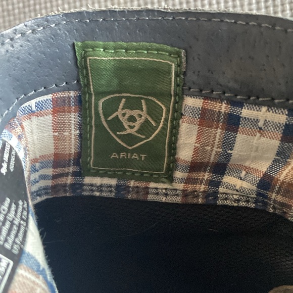 Ariat short boots - Picture 5 of 6